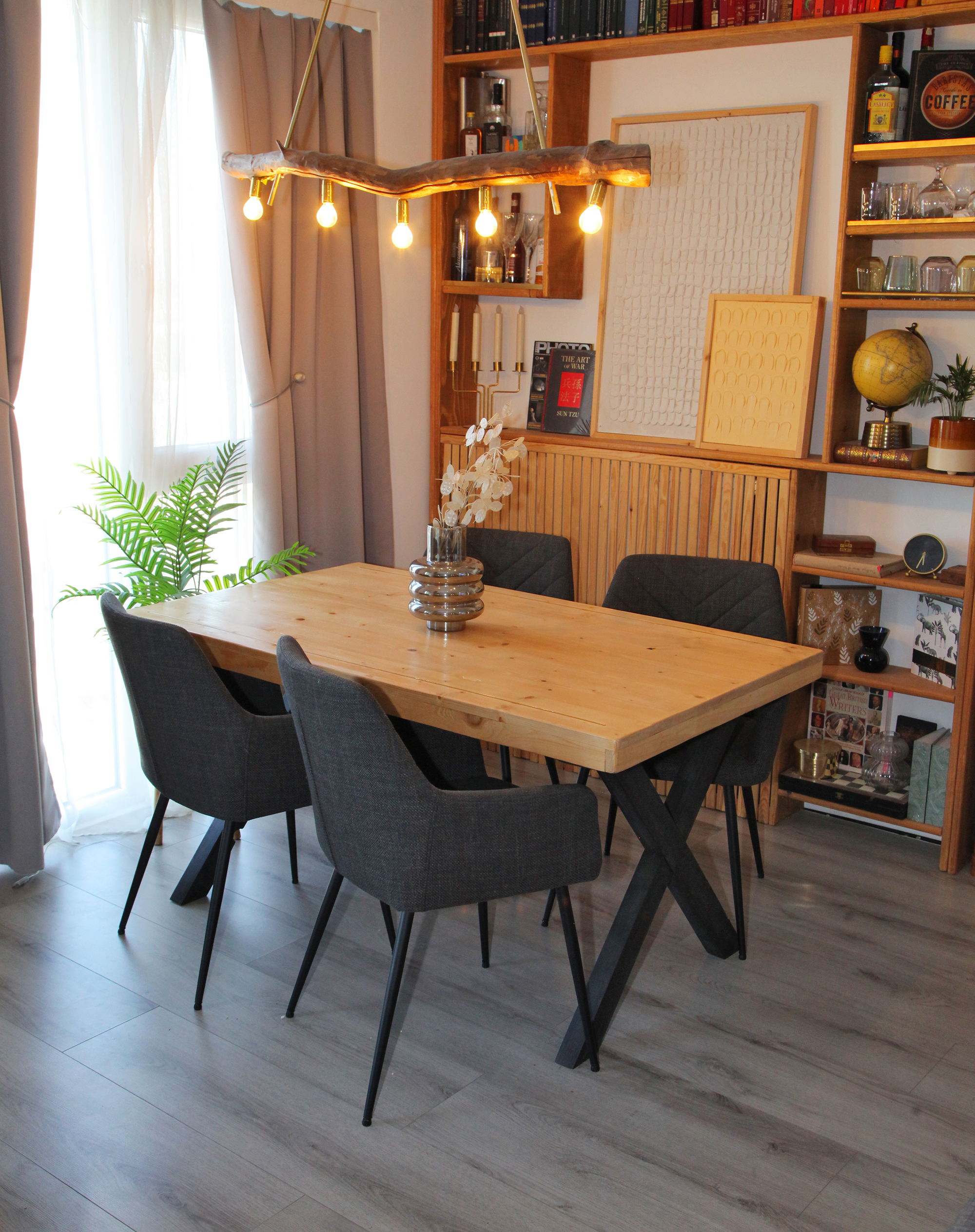 Cleoda lines dining table 3 res