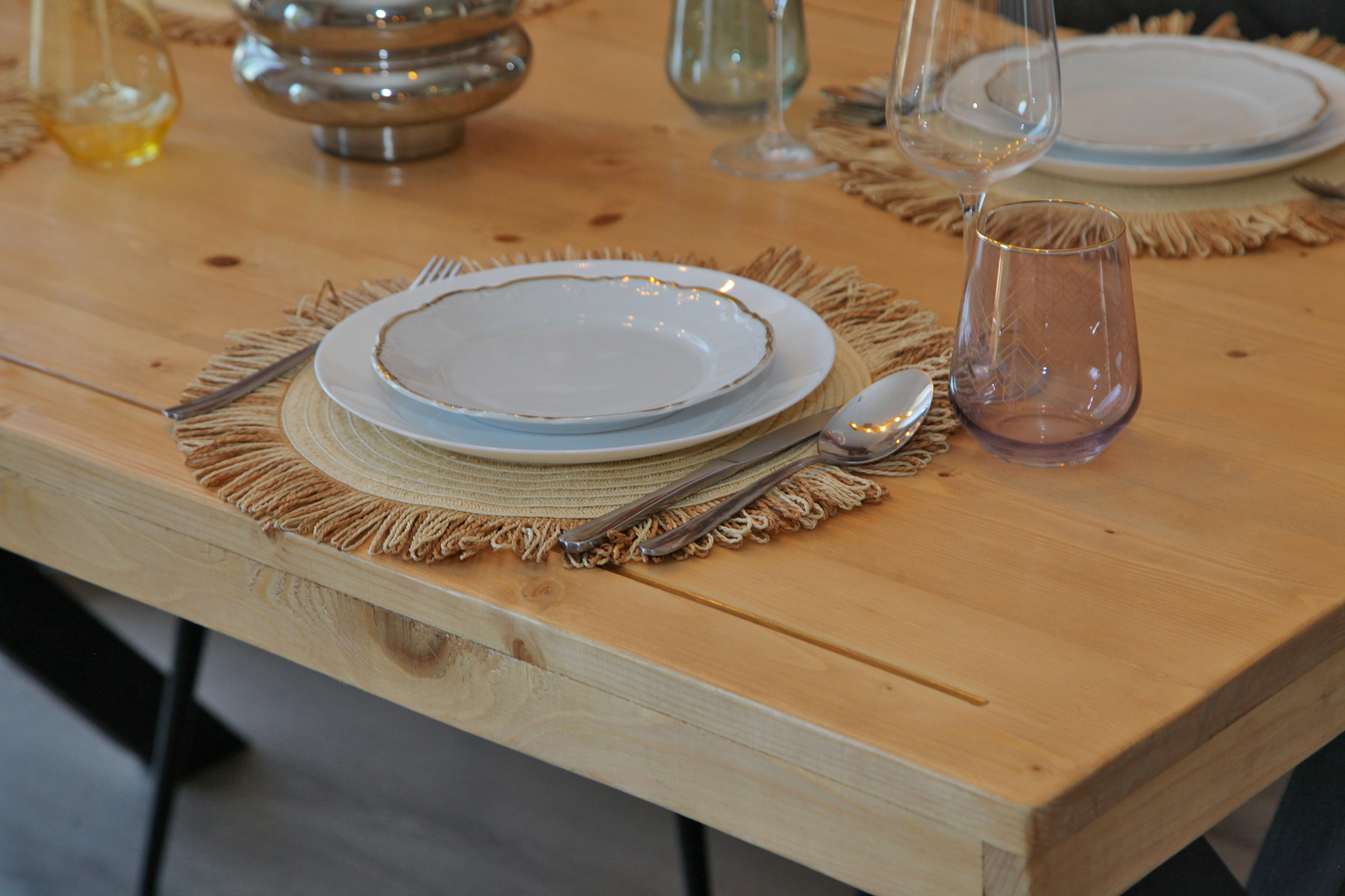 Cleoda lines dining table 8 res